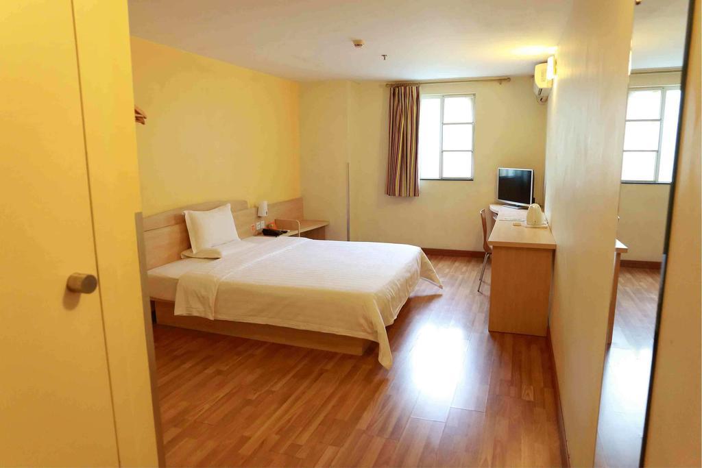 7Days Inn Xiamen Lotus Square Branch Jiangtouzhen Habitación foto